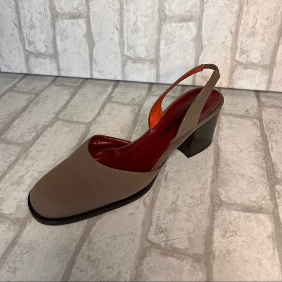 Yves Saint Laurent Vintage Tan Canvas Heel Slingback Square toed size 7.5 - Picture 13 of 14